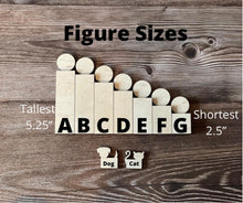 Load image into Gallery viewer, Wooden Block Family Figures