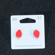 Load image into Gallery viewer, Wooden earrings - studs
